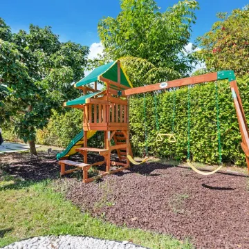 Miami Luxe Paradise /Heated Pool/ Mini Golf/ Playground/ Pool Table/ BBQ