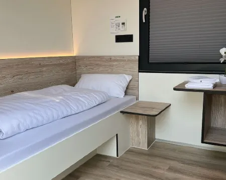 ローテル エムデン A31 エムデンのホテル