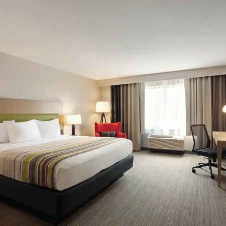 Country Inn & Suites by Radisson, Lawrence, KS