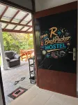 R BackPacker Hostel - Hostels