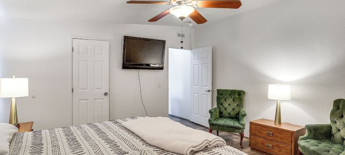 Magnolia Manor House: Desert Escape, Mtn Views Hotels in Mohave County
