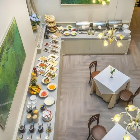 Ratonda Centrum Hotels