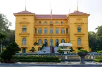 Muse Hanoi PentStudio West Lake - Apartments