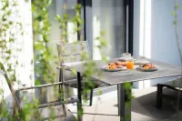 Yachthafen Premium H1-4 - Holiday Apartment at Yachthafen Barth