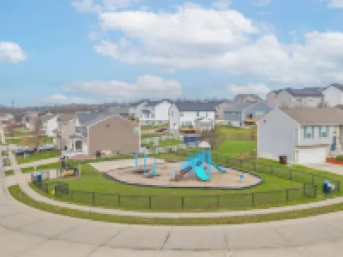 Ark & Creation Retreat For 12! Hotels in Walton