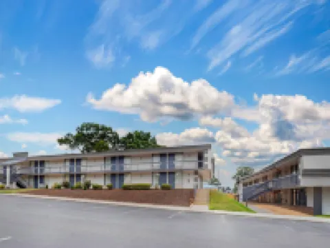 Clarion Pointe Morrow - Atlanta South Hoteles en Morrow