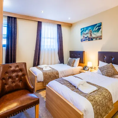 The Shoreditch Inn Hotels near Shoreditch