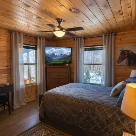 Secluded Heavens Peak, Enjoy in a Pvte Hot Tub + Sauna ,Breathtaking NC Views.