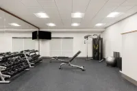 Holiday Inn Express & Suites Anchorage - Midtown by IHG - gimnasio