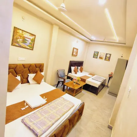 Luxury Hotel River Miles Inn Varanasi