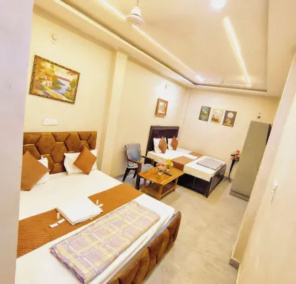 Luxury Hotel River Miles Inn Varanasi