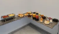 Luxx酒店 - 早餐