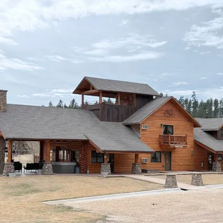 Little piece of paradise, Mickelson Trail Lodge.