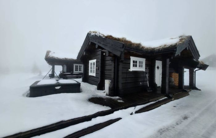 Solberglia 380 - Sauna, Hot Tub and Fireplace
