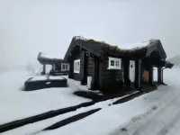 Beautiful classic cabin with sauna and hot tub