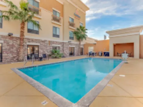 Comfort Suites Hotels in Blythe