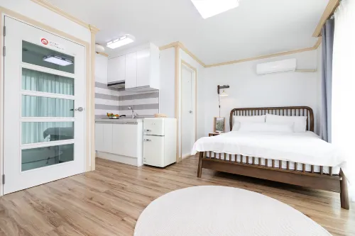 Samcheok Jangho Ocean Pension - 2-Star