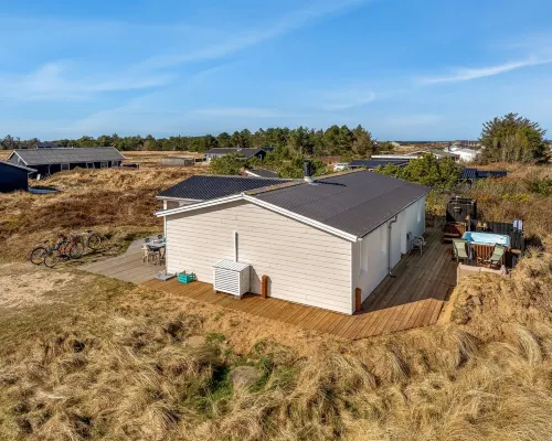 "Avelin" - 800m from the Sea Hotels in Thisted