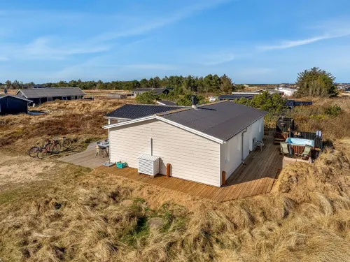 "Avelin" - 800m from the Sea