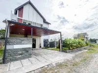 Villa Asana Kolam Renang Private Godean otelleri
