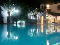 Cavallari Palace Hotel Suites - piscina