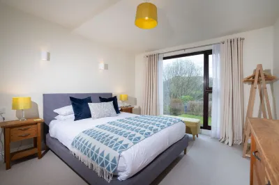 Idyllic Ambleside Retreat with Panoramic Views by LetMeStay Hotel di 