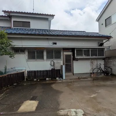 Wood Guest House Oyama Nishiguchikan 栃木站附近的飯店