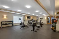Best Western Plus Ocean View Resort - Gym