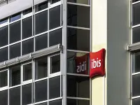 Ibis Augsburg Hauptbahnhof Hotels near Augustusbrunnen