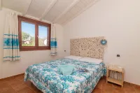 Celeste House with Pool - Happy Rentals
