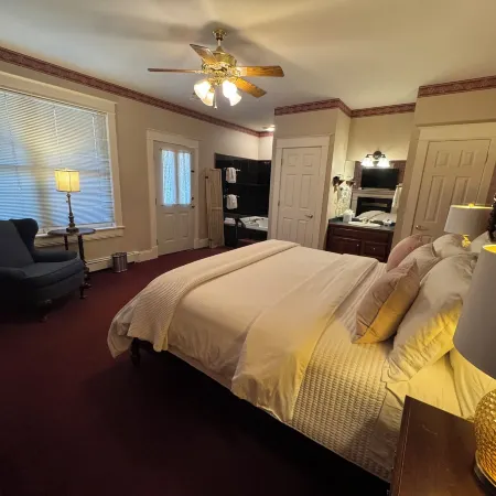 The Clipper Inn Bed & Breakfast