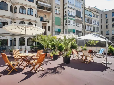Mihlton Barcelona Boutique B&B