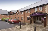 Premier Inn Chorley North - parking
