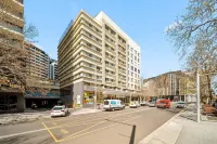 Spacious 3-bed Apartment in Canberra CBD - Jakuzi