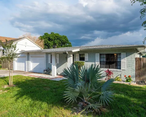 Hook, Line & Leisure: Lakefront Gem w/ Porch! Ξενοδοχεία στην πόλη Winter Haven