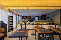 Sky Design Alphaville by Anora Spaces - breakfast