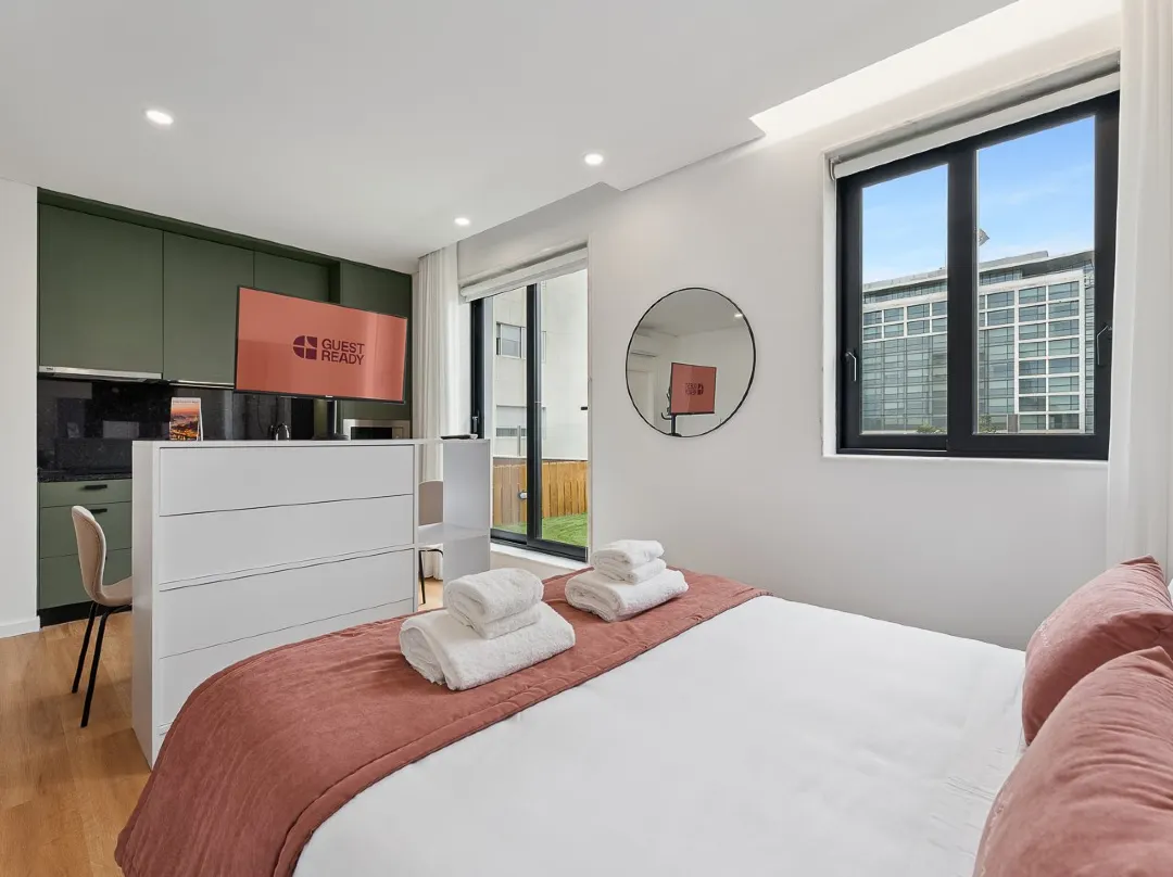 Guestready Essential - Tutti Frutti Sabugueiro - Porto