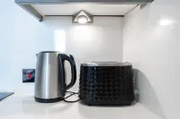 Brighton Sleeps 13 Beach Walk Hove Centre - 4-Star