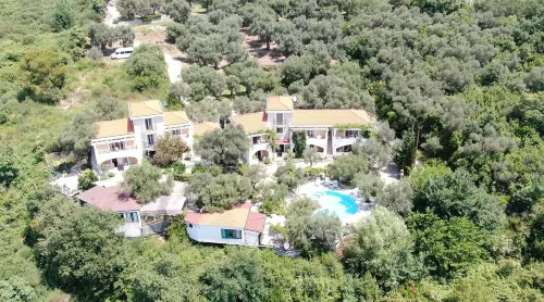 Resort "Maslinjak" - Pools