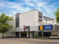 Super 8 by Wyndham Great Falls City Center Hotels in Cascade County