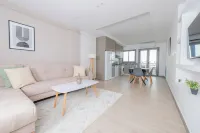Fastueux Appartement 2 pieces au Golf - 2-Star