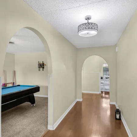 3Br, 2Ba, 6 beds, 5 min from Fort Novosel