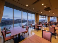 Enakyo Onsen Hotel Yuzuriha - Bãi đậu xe