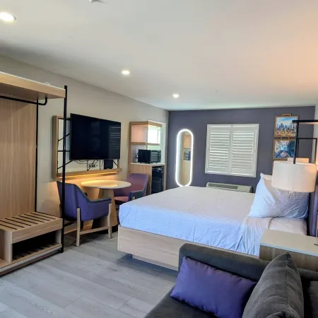 Luxury Inn
