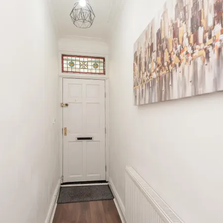 Leeds Lovely Home 4 Beds Sleeps 9 Free Parking