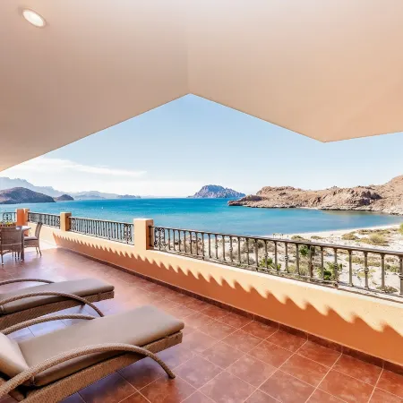 Villa del Palmar at the Islands of Loreto