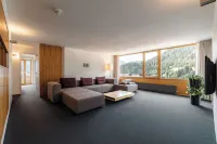 Pezid - ein Nest, viele Flügel - spa