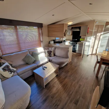 Aberdunant Hall Sleeps 7 With Balcony