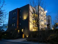 Stuttgart Großbettlingen Hotel by Belvilla - ที่มีที่จอดรถ