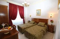 Hôtel Kerdada - 3-Star
